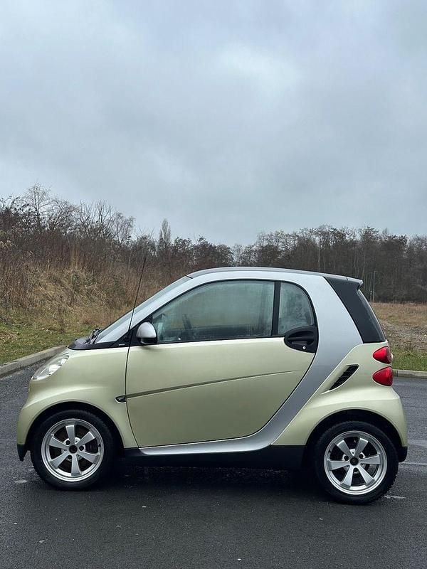 Gebraucht Smart ForTwo Coupé 71 PS (52 kW) 2010 Grün Coupé