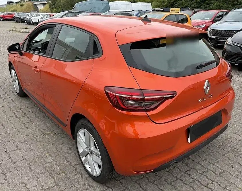 Gebraucht Renault Clio V Business 67 PS (49 kW) 2022 Orange Limousine