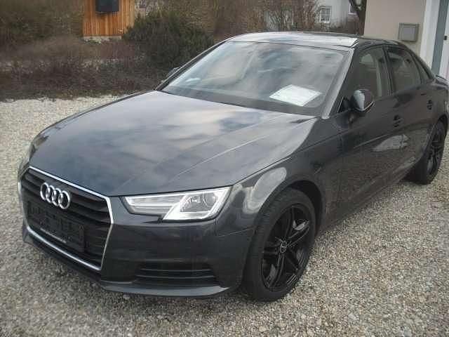 Gebraucht Audi A4 Basis 272 PS (200 kW) 2016 Grau Limousine