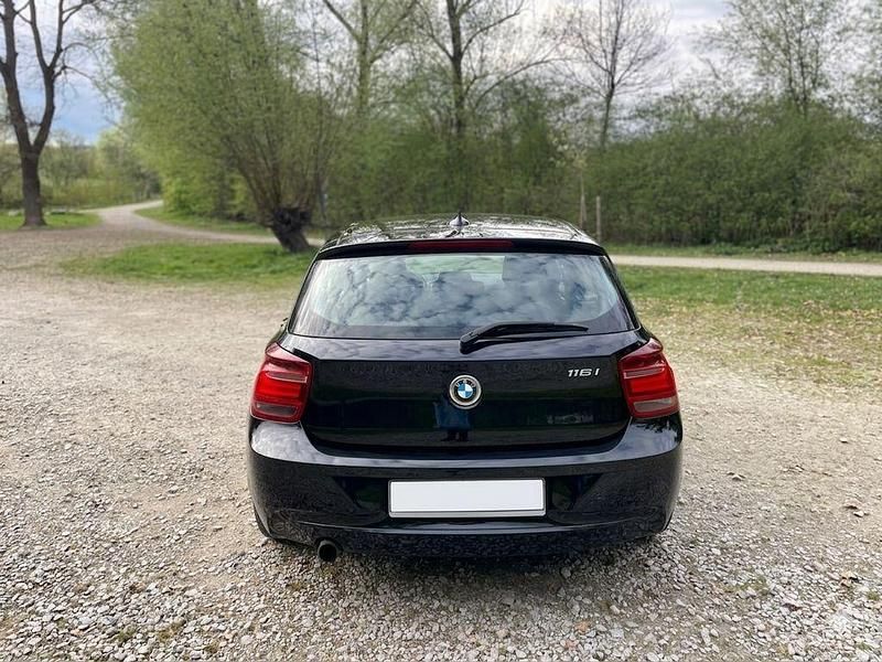 Gebraucht BMW 116 136 PS (100 kW) 2014 Schwarz Kleinwagen