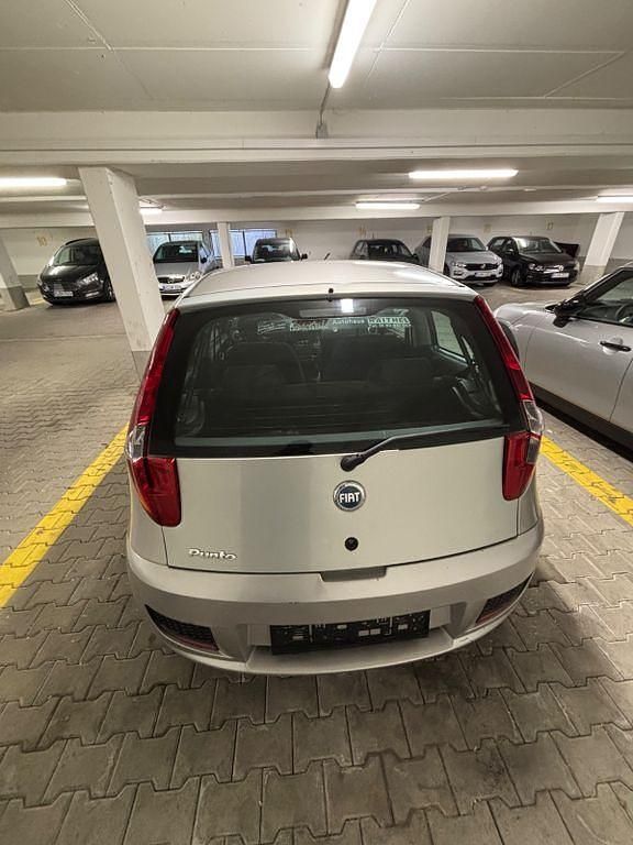 Gebraucht Fiat Punto Dynamic 80 PS (58 kW) 2004 Grau Kleinwagen