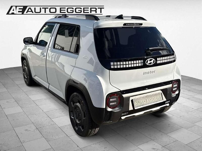 Neu Hyundai Inster 85 kW (116 PS) 2025 Weiss Kleinwagen