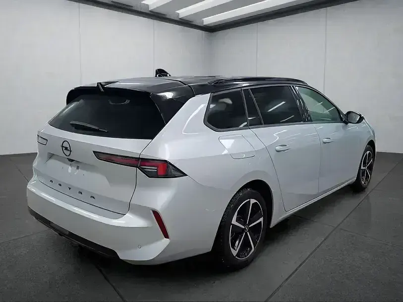 Gebraucht Opel Astra 131 PS (96 kW) 2025 Grau Kleinwagen