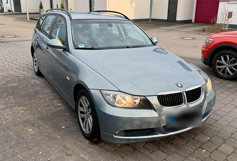 Gebraucht BMW 320 163 PS (119 kW) 2007 Andere farben Kombi