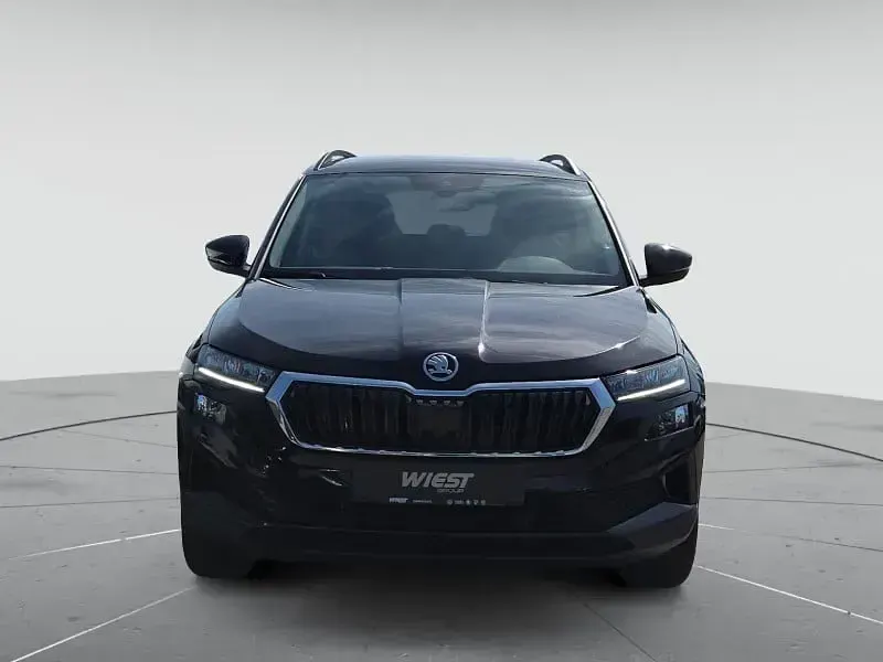 Gebraucht Skoda Karoq Selection 150 PS (110 kW) 2025 Blackmagic perleffekt SUV