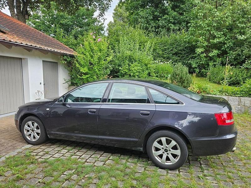 Braun Gebraucht 2004 Audi A6 Limousine | 1.750 € (Superpreis) - Bild 1/4