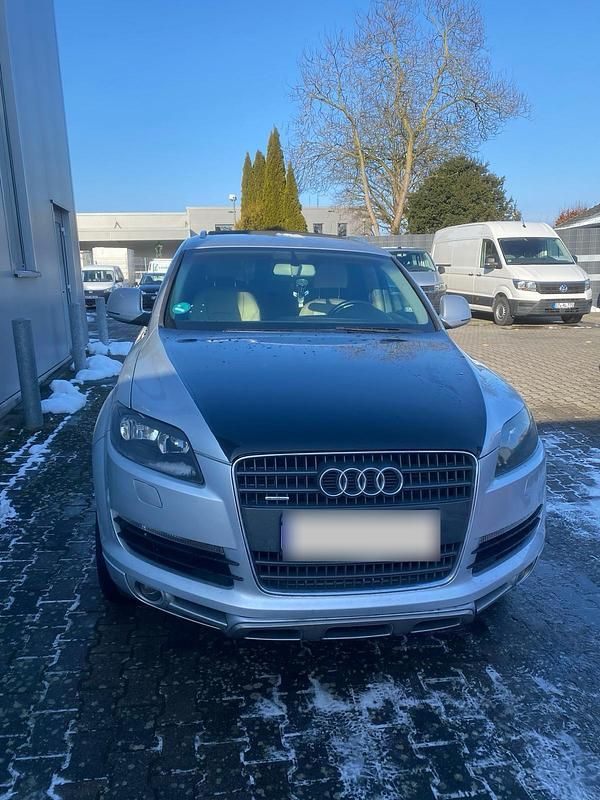 Gebraucht Audi Q7 240 PS (176 kW) 2007 Silber SUV