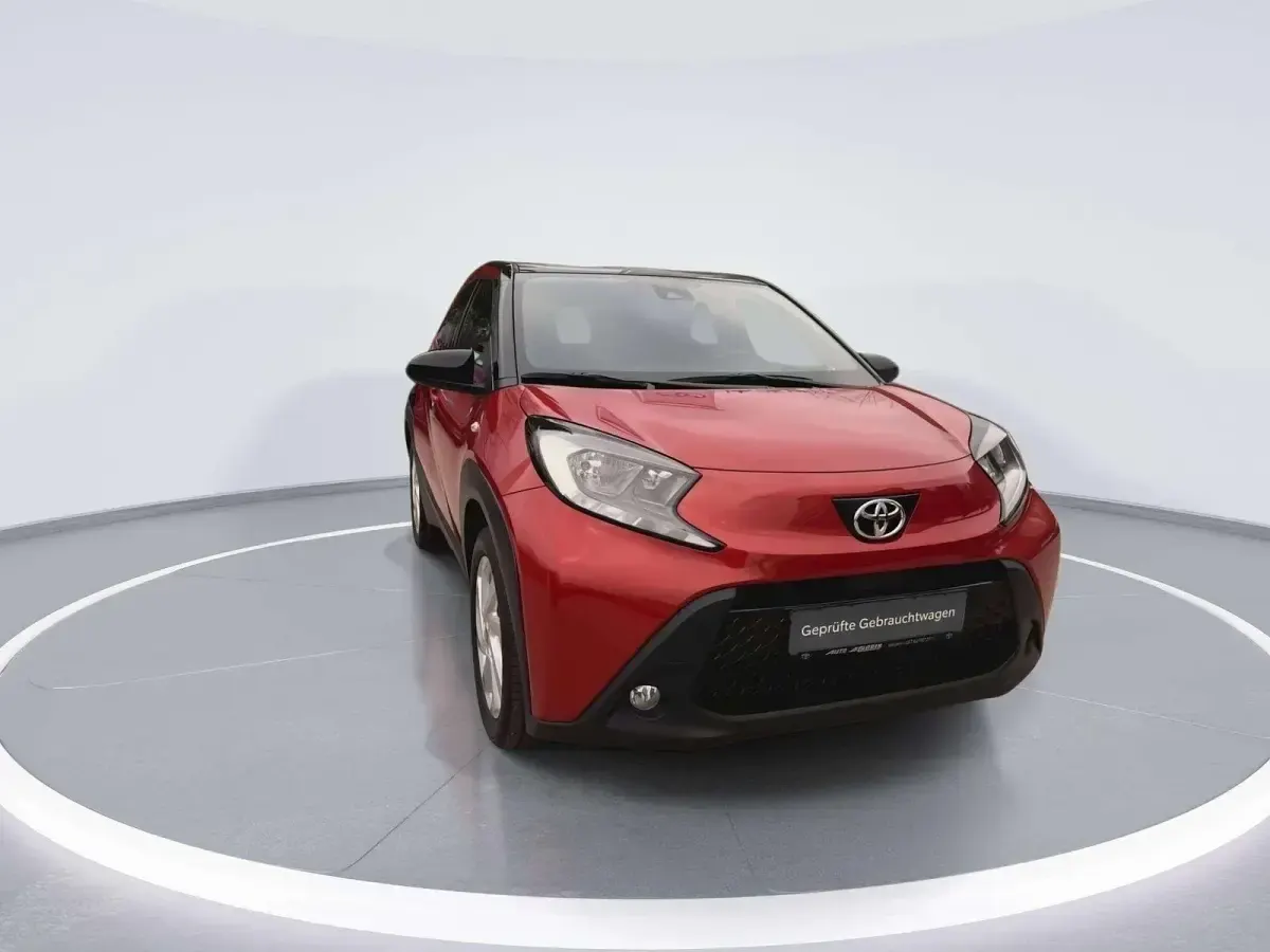 Gebraucht Toyota Aygo Pulse 72 PS (52 kW) 2022 Rot Kleinwagen