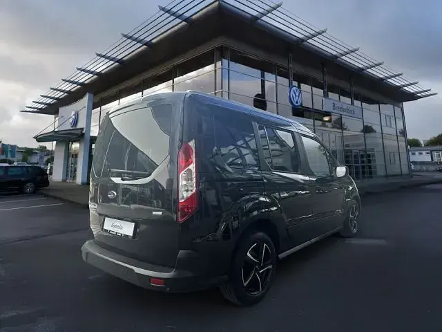 Gebraucht Ford Tourneo Connect Trend 101 PS (74 kW) 2019 Schwarz (metallic) Van / Kleinbus