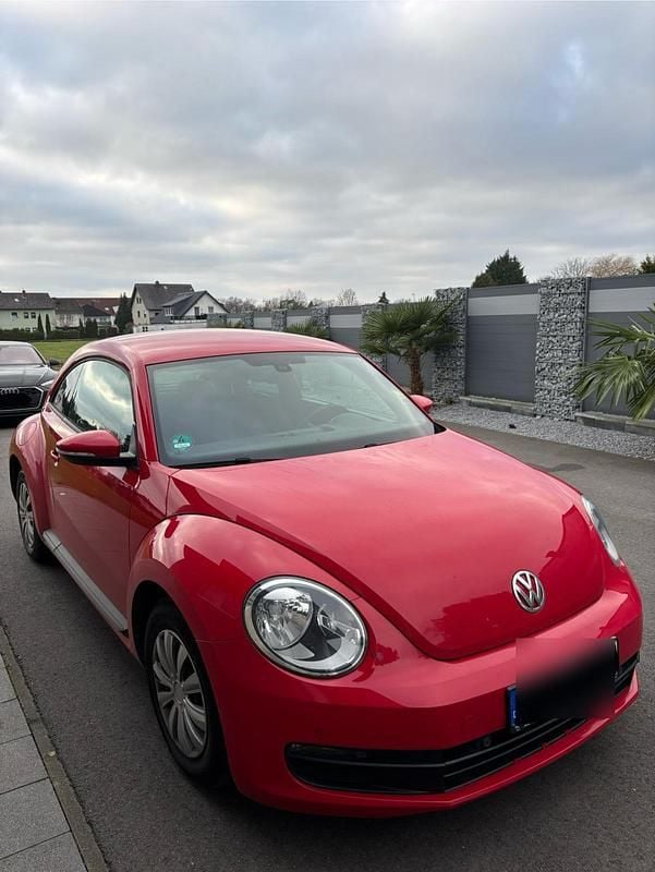 Gebraucht VW Beetle 105 PS (77 kW) 2012 Rot Kleinwagen