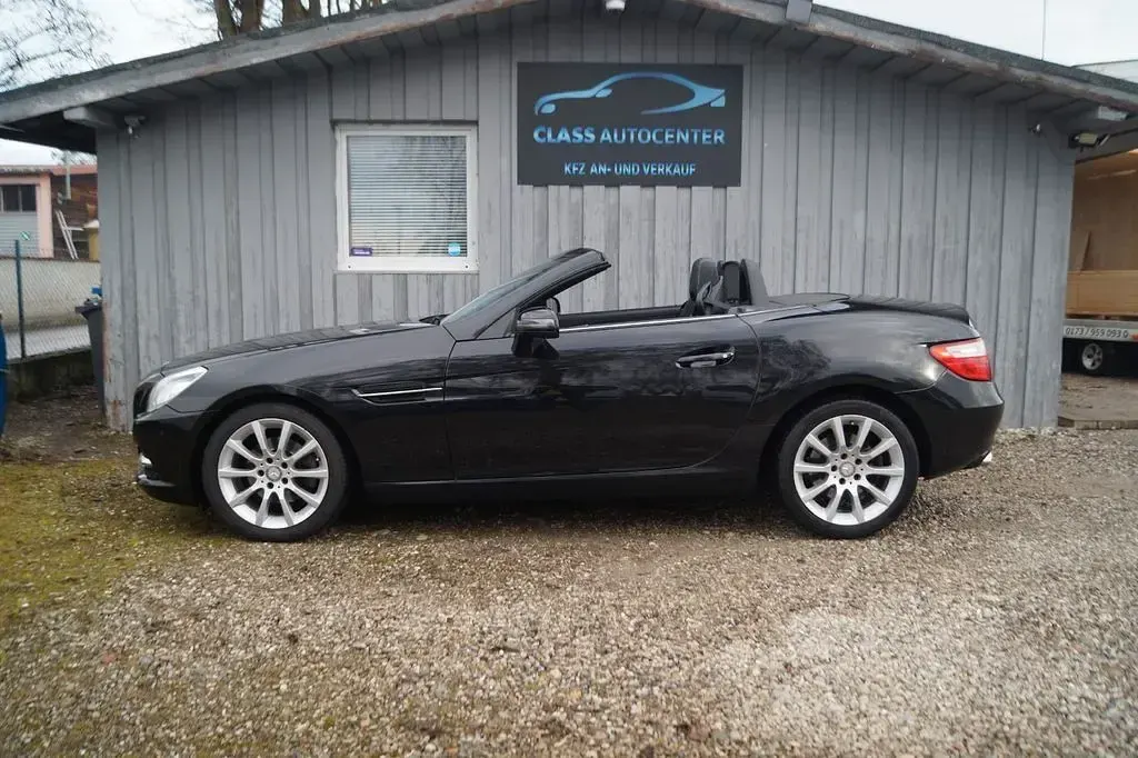 Gebraucht Mercedes SLK200 184 PS (135 kW) 2011 Schwarz Cabrio