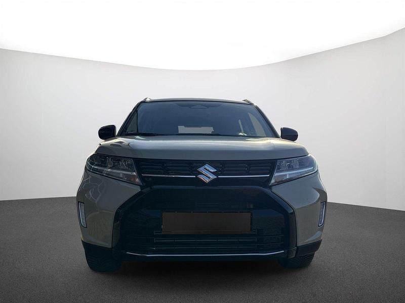 Gebraucht Suzuki Vitara Comfort 110 PS (80 kW) 2025 Savannah/cosmic blac SUV