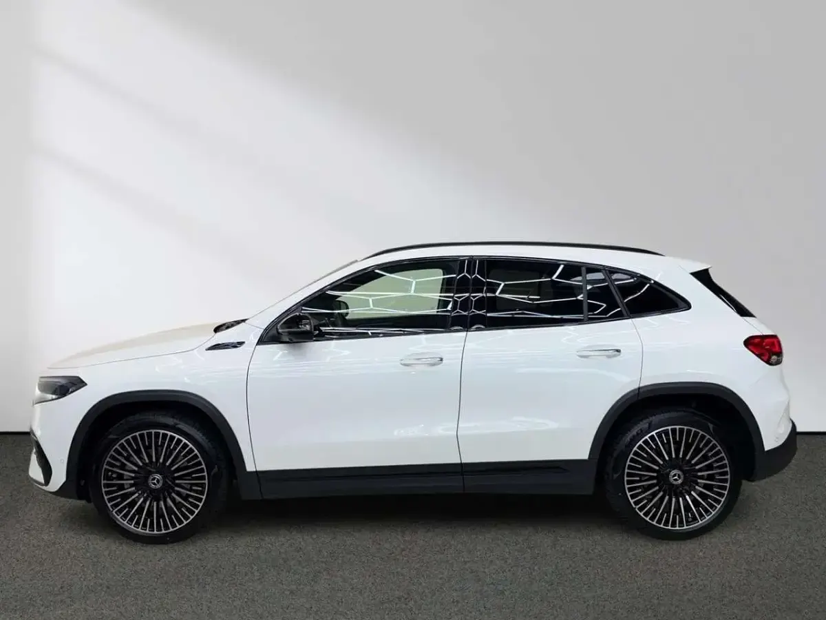 Gebraucht Mercedes EQA300 AMG 167 kW (228 PS) 2022 Andere SUV