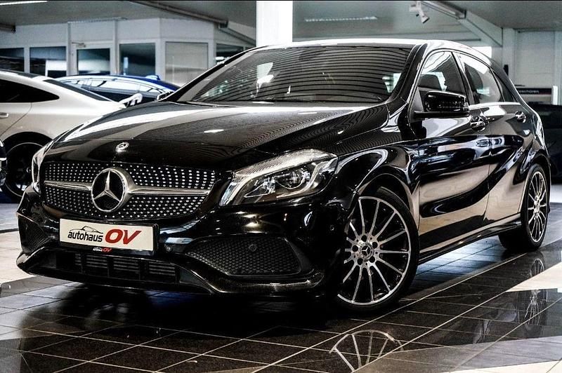 Schwarz Gebraucht 2018 Mercedes A200 AMG line Kleinwagen | 15.250 € (Superpreis) - Bild 1/4