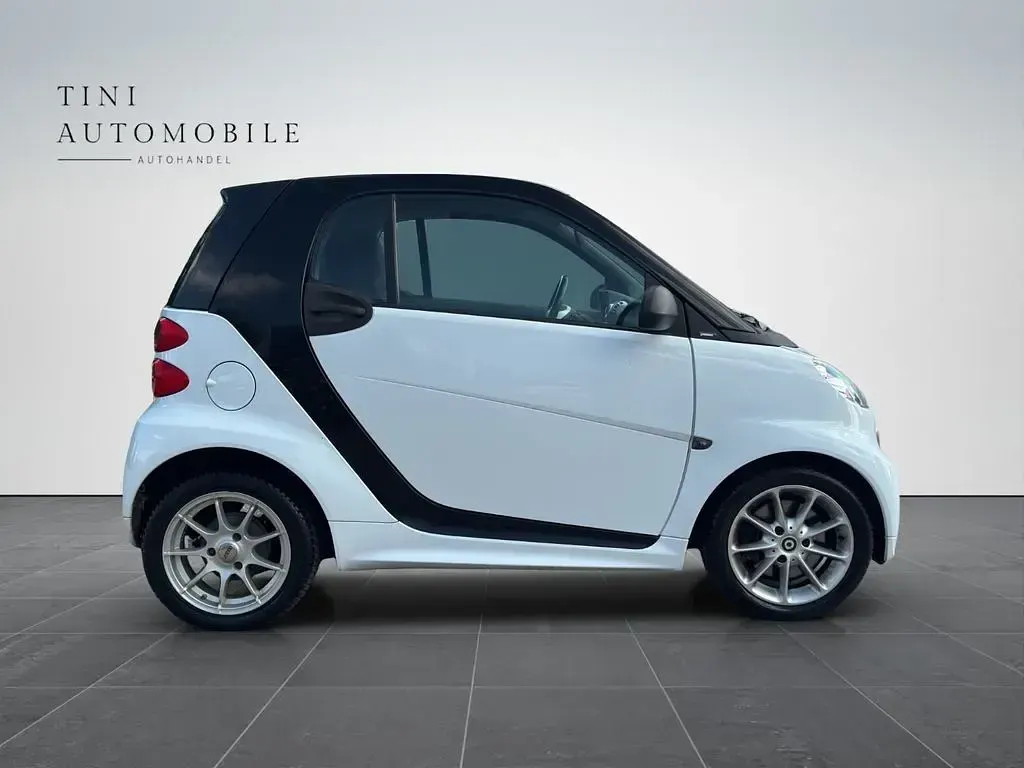 Gebraucht Smart ForTwo Coupé 71 PS (52 kW) 2012 Weiß Coupé