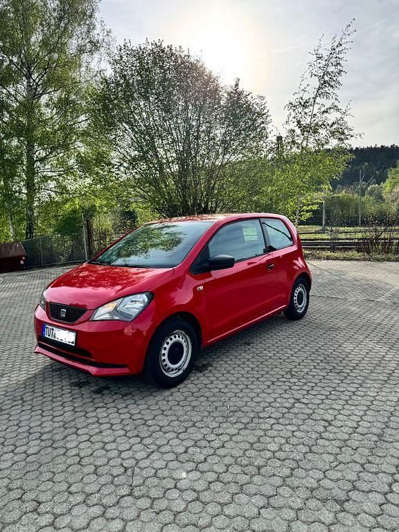 Begagnad Seat Mii Reference 75 HK (55 kW) 2013 Röd Halvkombi