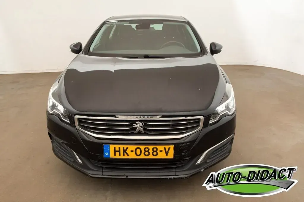 Gebraucht Peugeot 508 Active 165 PS (121 kW) 2015 Schwarz Limousine