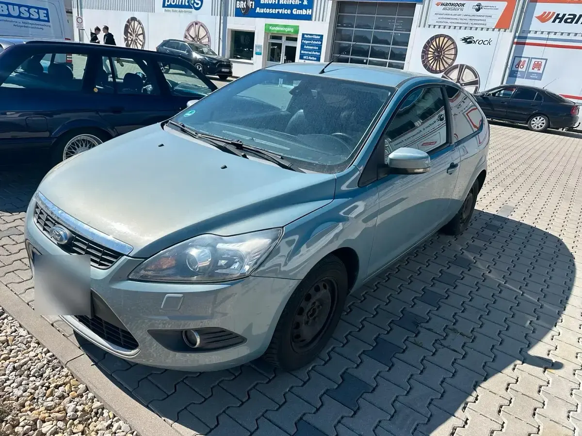 Usata Ford Focus 123 CV (90 kW) 2008 Blu Utilitaria