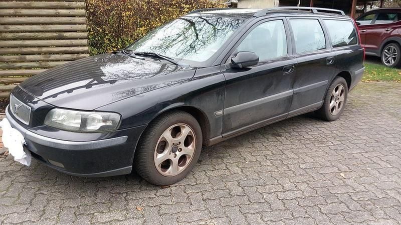 Gebraucht Volvo V70 131 PS (96 kW) 2002 Schwarz Kombi