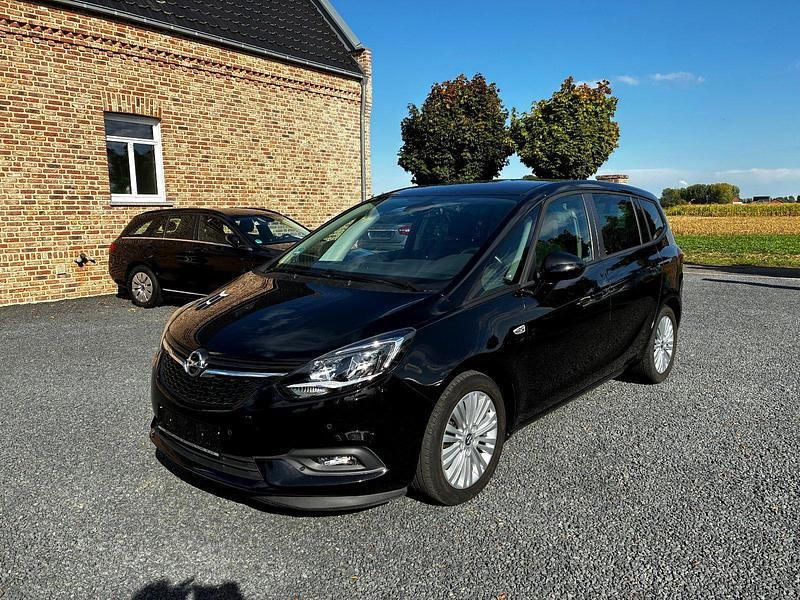 Schwarz Gebraucht 2018 Opel Zafira Tourer Business Edition Van / Kleinbus | 11.500 € (Fairer Preis) - Bild 1/4