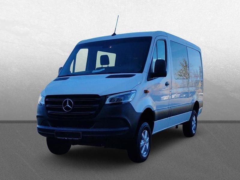 Gebraucht Mercedes Sprinter 163 PS (119 kW) 2020 Arktikweiß Van