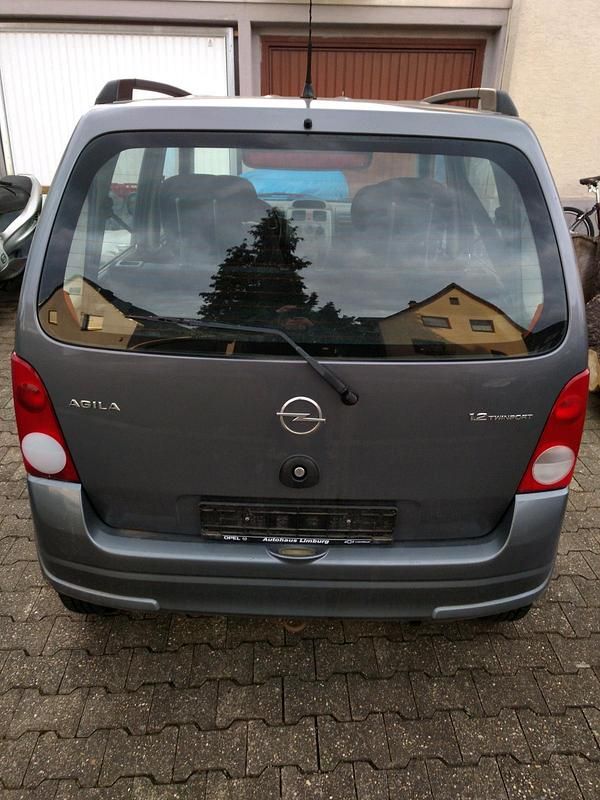 Gebraucht Opel Agila 80 PS (58 kW) 2007 Grau Kleinwagen