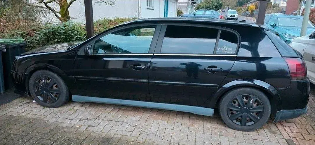 Gebraucht Opel Signum Cosmo 211 PS (155 kW) 2003 Schwarz Kleinwagen