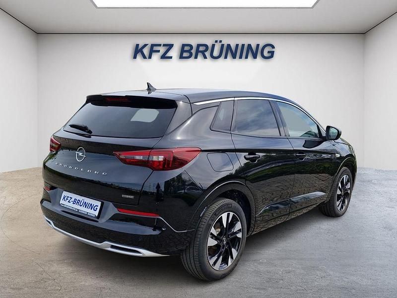 Gebraucht Opel Grandland X Elegance 224 PS (164 kW) 2023 Diamant schwarz metallic (metallic) SUV