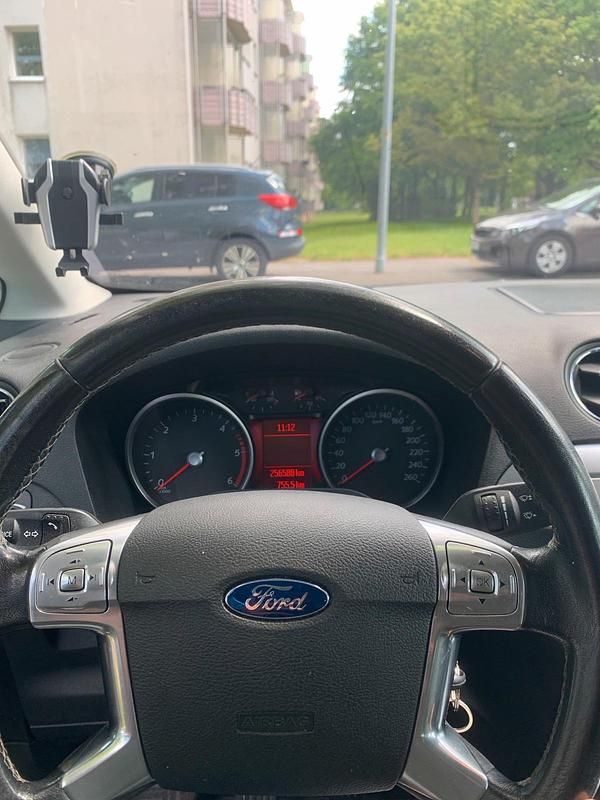 Gebraucht Ford Galaxy 140 PS (102 kW) 2008 Grau Van / Kleinbus