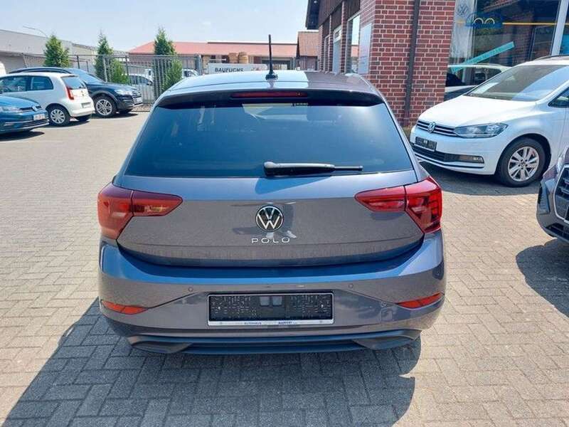Gebraucht VW Polo Life 95 PS (69 kW) 2022 Grau Kleinwagen