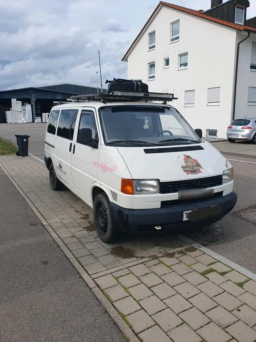 Gebraucht VW T4 68 PS (50 kW) 2001 Weiß Van