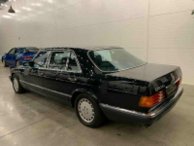 Gebraucht Mercedes S560 300 PS (220 kW) 1988 Schwarz Limousine