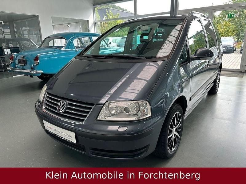 Gebraucht VW Sharan Trendline 116 PS (85 kW) 2008 Grau Van / Kleinbus