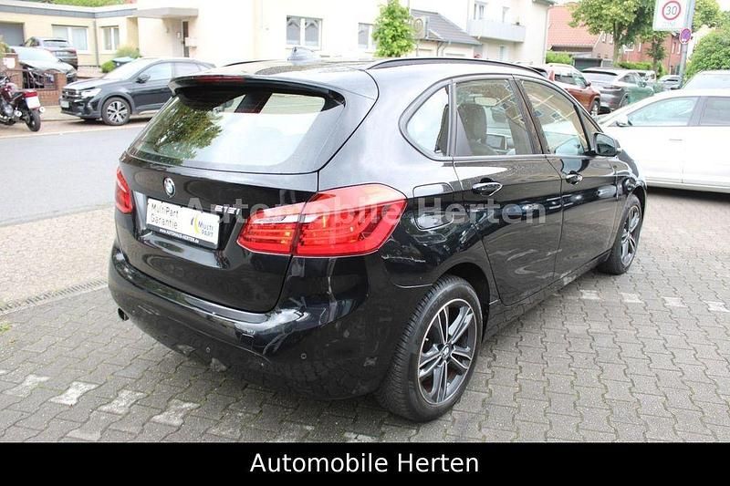 Gebraucht BMW 218 Active Tourer Advantage 136 PS (100 kW) 2018 Schwarz Van / Kleinbus