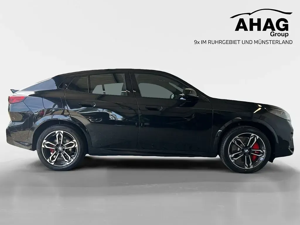 Neu BMW iX2 Performance 230 kW (313 PS) 2026 Schwarz SUV