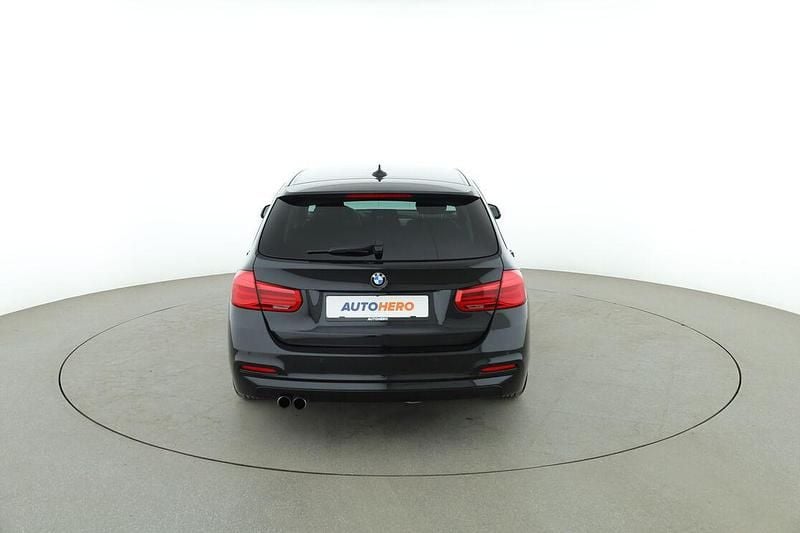 Gebraucht BMW 320 Advantage 184 PS (135 kW) 2017 Schwarz Kombi