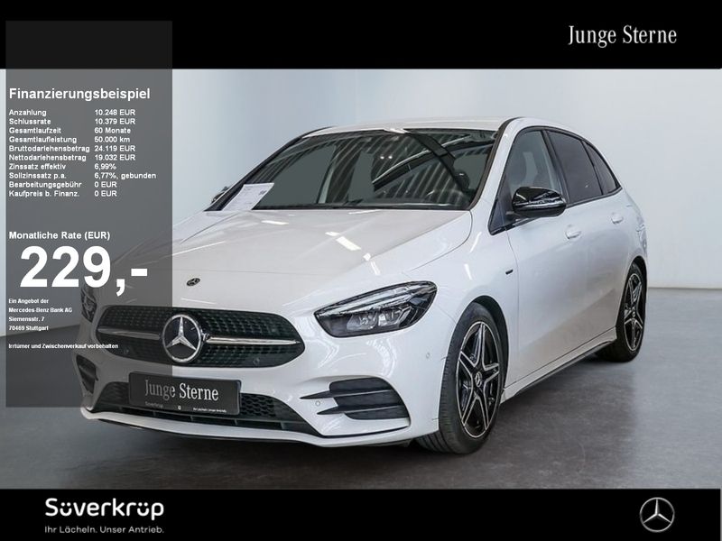 Andere farbe Gebraucht 2021 Mercedes B200 AMG Van / Kleinbus | 28.463 € (Teuer) - Bild 1/2