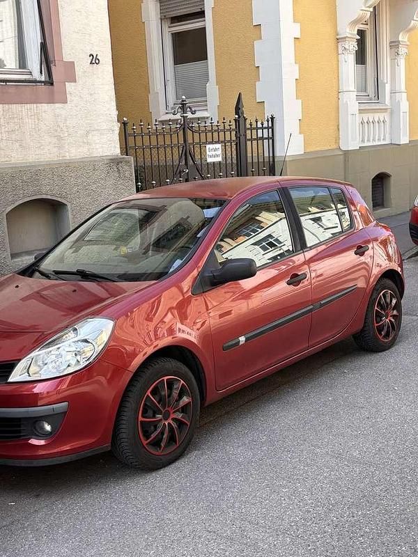 Gebraucht 2006 Renault Clio II Expression Kleinwagen | 999 € (Superpreis) - Bild 1/4