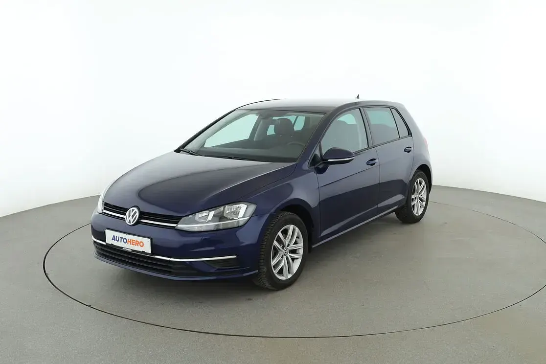 Gebraucht VW Golf VII Comfortline 2018 Limousine