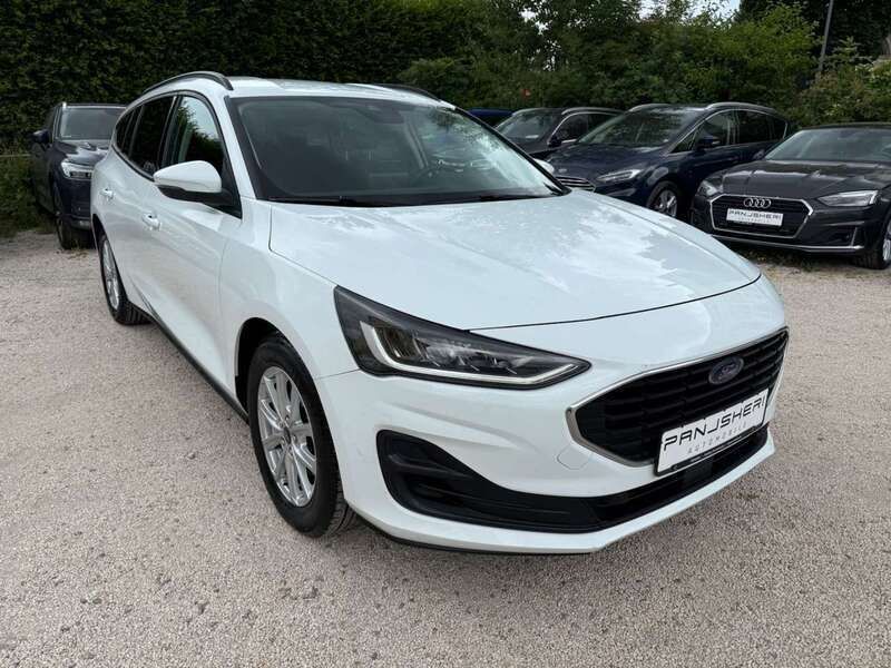 Frostweiß Gebraucht 2022 Ford Focus Cool & Connect Kombi | 12.399 € (Fairer Preis) - Bild 1/4