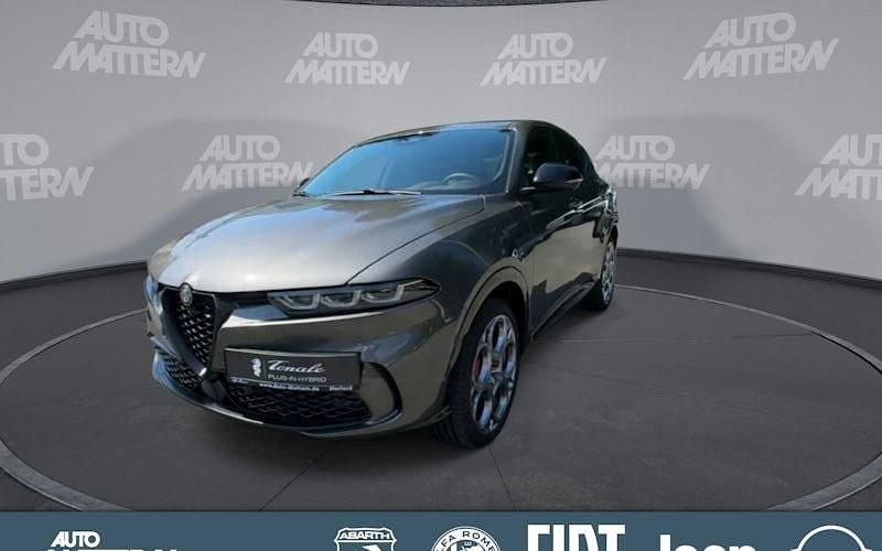 Grau Gebraucht 2024 Alfa Romeo Tonale Veloce SUV | 44.990 € - Bild 1/4