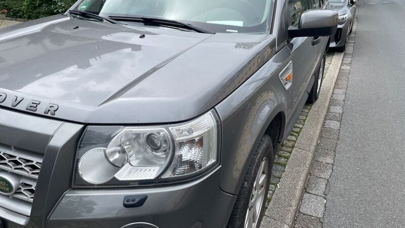 Braun Gebraucht 2008 Land Rover Freelander 2 SE SUV | 3.999 € (Superpreis) - Bild 1/4