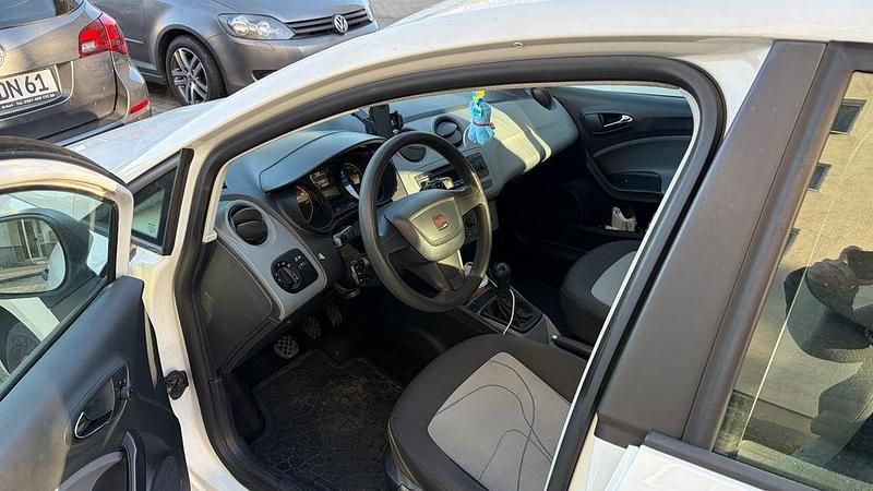 Second-hand Seat Ibiza Reference 86 CP (63 kW) 2013 Alb Berlinǎ