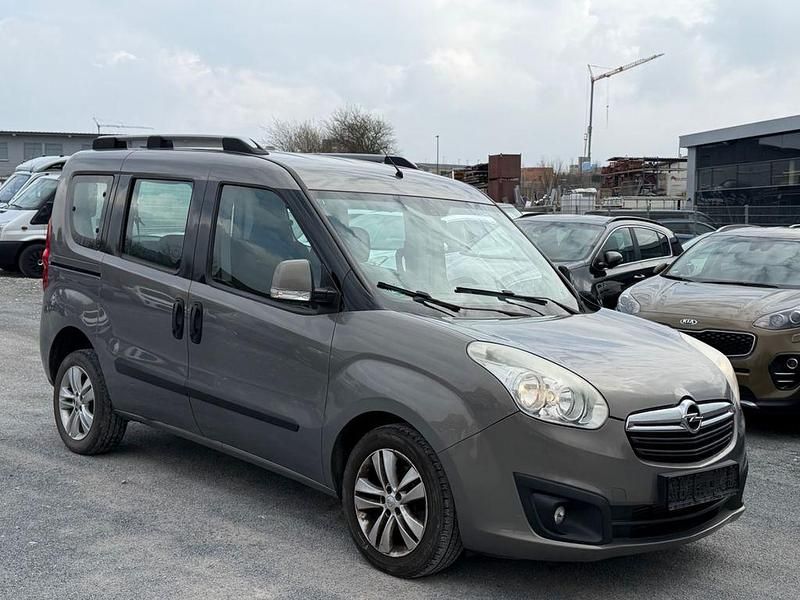 Gebraucht Opel Combo 105 PS (77 kW) 2012 Grau Van / Kleinbus
