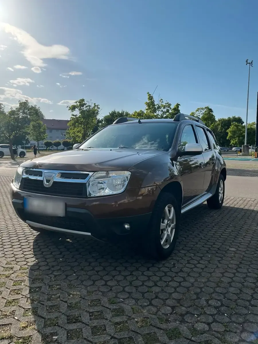 Gebraucht Dacia Duster 107 PS (78 kW) 2011 Braun SUV