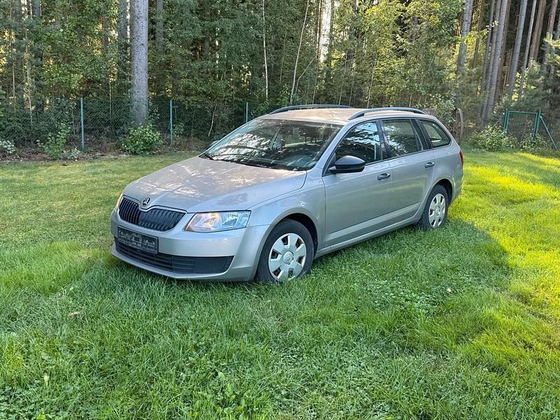 Gold Gebraucht 2016 Skoda Octavia Kombi | 6.200 € (Guter Preis) - Bild 1/4