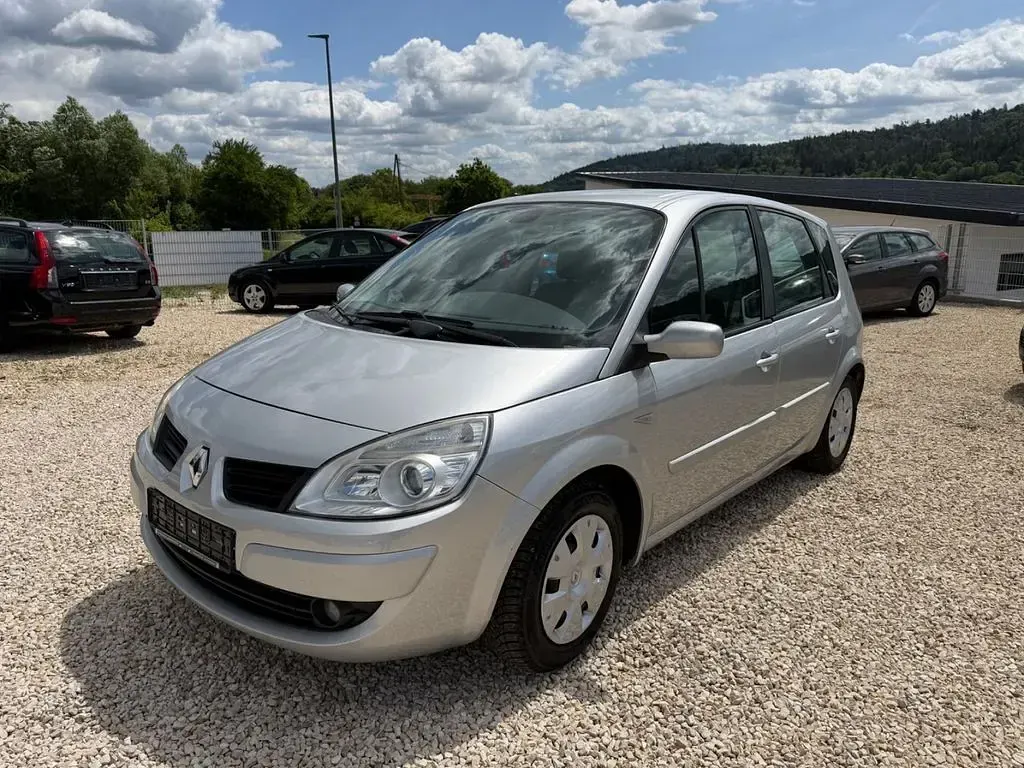 Gebraucht Renault Scénic II Avantage 111 PS (81 kW) 2008 Van / Kleinbus