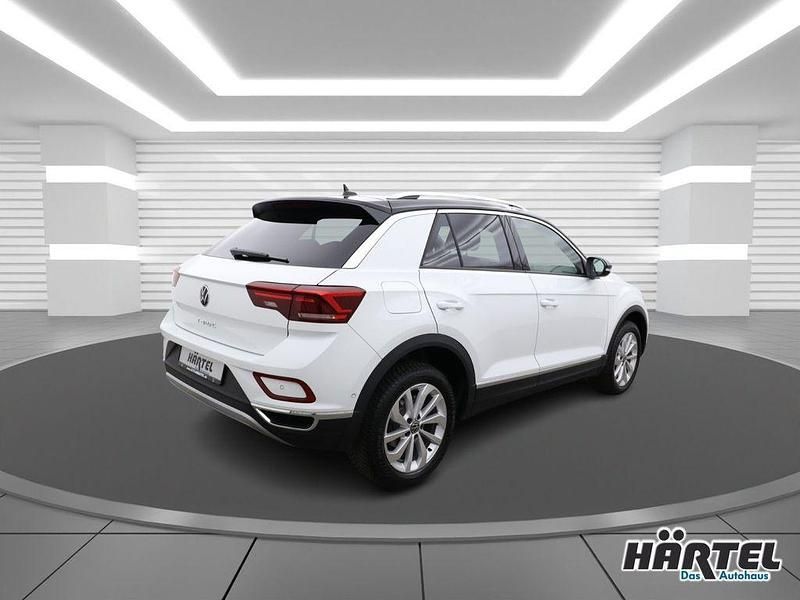Gebraucht VW T-Roc Style 150 PS (110 kW) 2024 Pure white, solid SUV