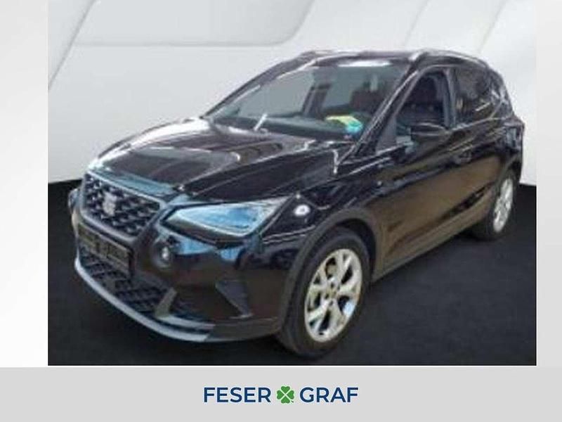 Mitternachtsschwarz Gebraucht 2025 Seat Arona FR SUV | 23.450 € (Fairer Preis) - Bild 1/4