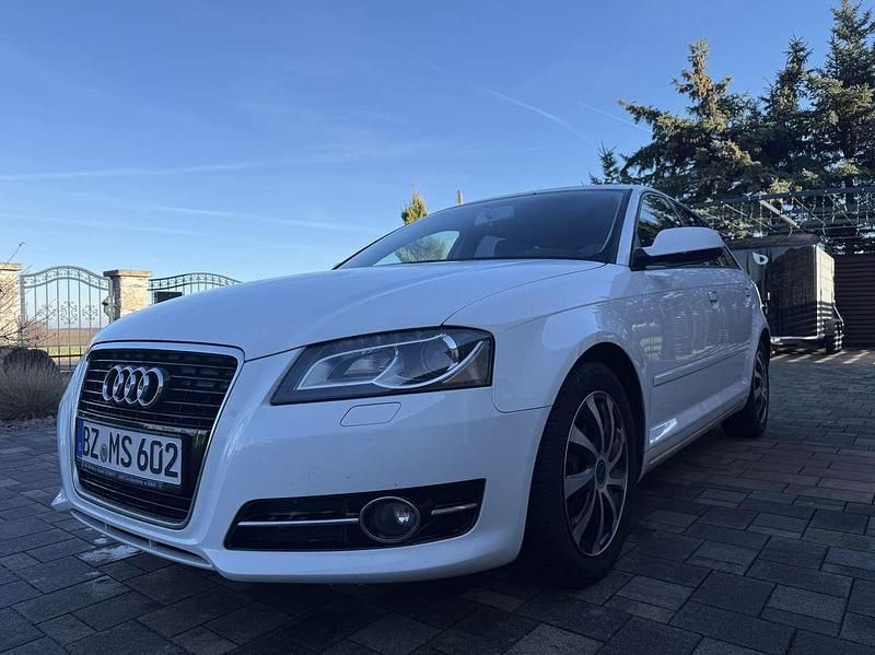 Gebraucht Audi A3 Ambition 140 PS (102 kW) 2012 Weiß Kombi